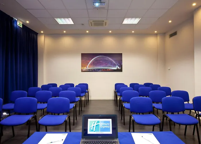 Hotel Express By Ihg 3*