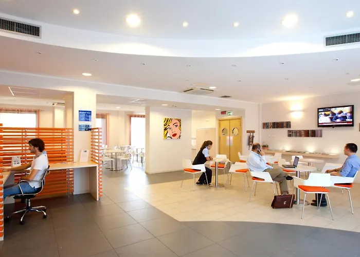 Hotel Express By Ihg 3*