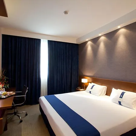 Express By Ihg 호텔