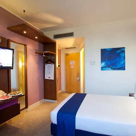 Express By Ihg