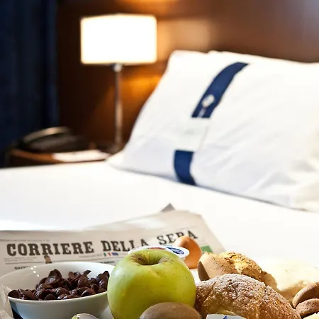 Otel Holiday Express By Ihg 3*