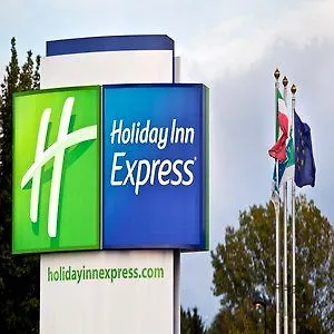 Express By Ihg Ξενοδοχείο