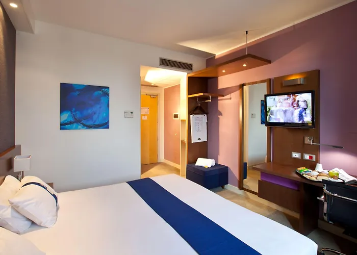 Express By Ihg 3* Ρέτζιο Εμίλια