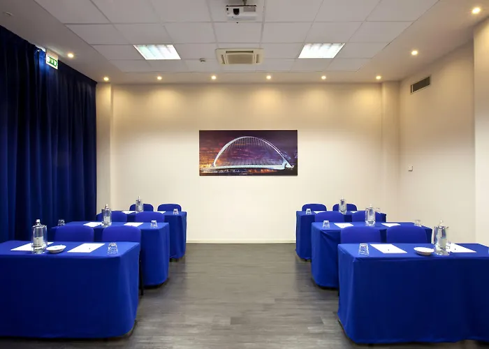 Express By Ihg 3* Ρέτζιο Εμίλια