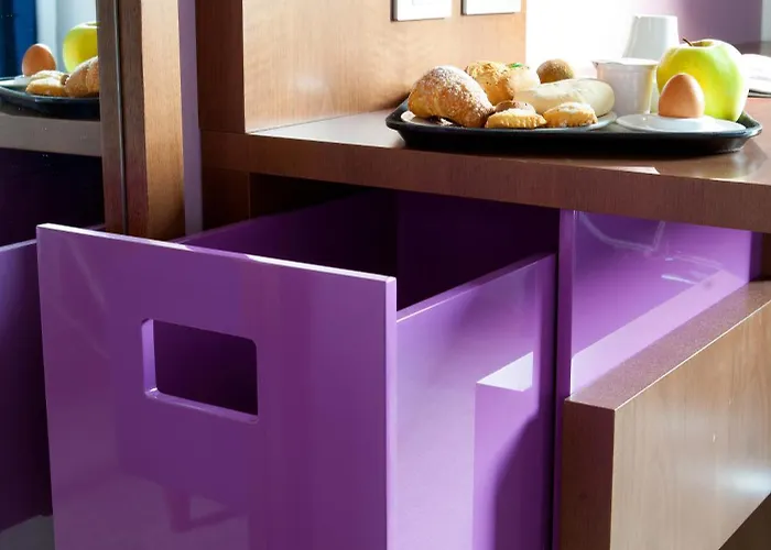 Express By Ihg Hotel 3*